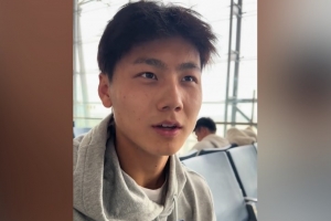 为何半场过后不久被换下？毛伟杰：两条腿特别紧，李导怕我受伤