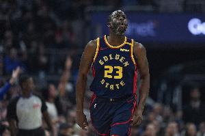 问题还在自己！队记：勇士今天共有14个上篮没有打进🤨