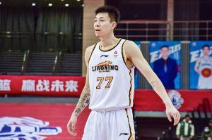 还得再调整！张镇麟复出8中1拿到2分8助出现6失误 正负值-34最低