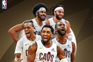 🔥骑士单赛季3次轰12+连胜 NBA历史第2队&此前是06-07赛季小牛