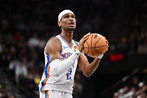 切特：我们对亚历山大出色表现不感到惊讶 他是联盟的MVP