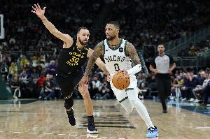 NBA历史30岁以上砍40+场次榜：乔丹44次第1 库里40第2 利拉德第3