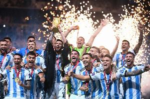 🤐FIFA会议提出2030世界杯扩军64队，与会各方震惊且沉默……