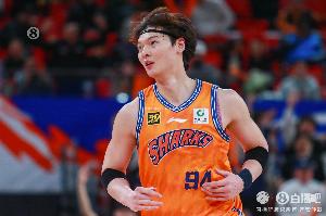 攻防俱佳！王哲林13中7拿到19分13板4断1帽 正负值+6