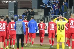 坐稳主力！刘邵子洋连续3轮奥乙首发，SV霍恩客场0-1告负