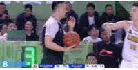 不满意！广厦主帅王博抱怨判罚 主裁走过来果断给出技犯