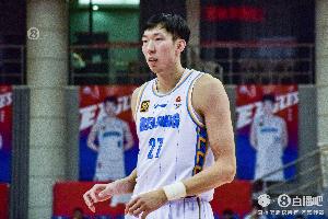 轻松两双！周琦6中5高效拿下12分10板3助1帽