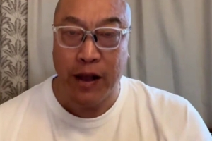 马健：快船这个赛季的比赛能看出 哈登本不想当老大但被逼成老大
