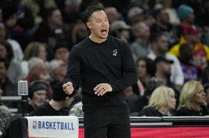 米奇-约翰逊：对手在进攻端执行得很出色 他们转移球做得很好
