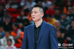 澎湃新闻：无缘主场15连胜 上海男篮交了一份及时的“学费”