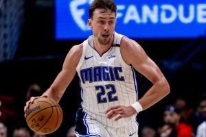 一点状态都没有！小瓦格纳上半场7中0 仅得4分3板3助1断