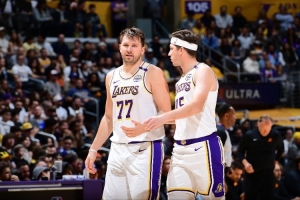 NBA彩经：湖人轻取马刺 勇士击退掘金 火箭大胜76人 太阳难胜猛龙