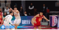 无解表现！马凯尔-约翰逊半场9中7砍下18分3板4助4断 前7投全中