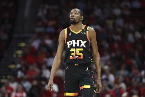 KD谈绿军首节三分如雨：知道NBA现在是什么样的 但还是有点沮丧