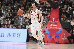 双枪表现不错！吴前和陆文博均9中5&三分合计15中7合砍30分