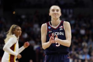 WNBA状元大热😍佩奇狂轰31分3板6助4断2帽 连续三场疯三砍下30+