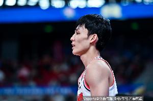 6分6助🤔媒体人：徐杰本场遇阻 教练组需为其解锁进攻密码