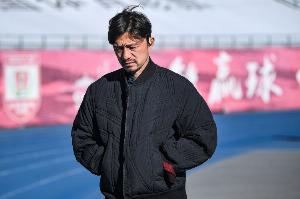 同样没赢球！三镇主帅马丁斯下课，压力给到了谢晖和李霄鹏