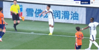 梅州客家1-0领先青岛海牛！恩戈姆破门，罗德里格助攻