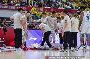 这么严重🤯训练师：没戏了 曾凡博遭遇骨折