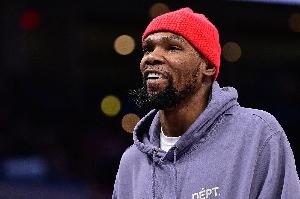 别再贬低GOAT了！KD：我每天说一遍“乔丹退役2次” 你能拿我怎样