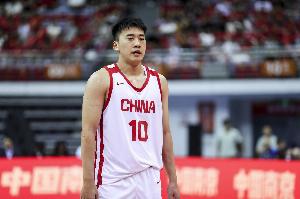 媒体人：首战有惊无险 王俊杰下半场去哪了 关键时刻还得看赵睿