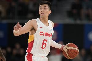 郭艾伦去年：我达不到河村的表现 他值得赞扬 我们寄希望于下一代