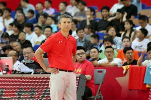 今天就差一点！郭士强两次带中国男篮杀进亚洲杯决赛 两次均亚军