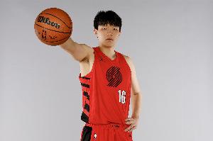 文胖：中国球迷也没想到杨瀚森在第16顺位就被选中 他们也惊讶