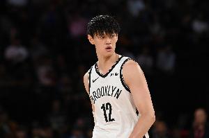 媒体人：小曾并非主动离开篮网 评估后认为做好康复比打G联赛更好