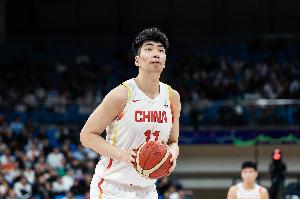 余嘉豪：短期目标是下赛季重返毕巴 终极目标是冲击NBA&助力男篮