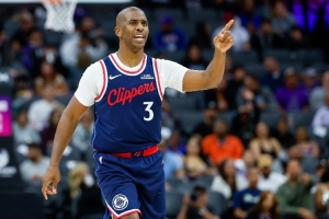 霍里：感谢保罗为NBA所做的事 很可惜他没有拿到冠军