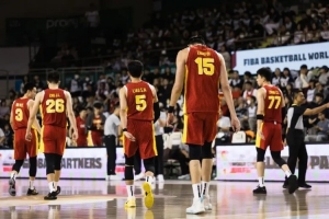 从夏天到冬天，中国男篮的手感也凉了？