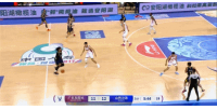 CBA库里？于米提抢断反击面对空篮滑倒了！