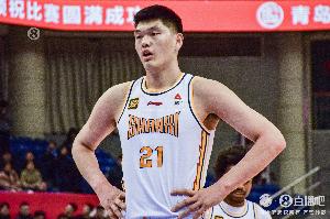 内线巨兽！刘传兴12投8中制霸篮下 高效贡献16分8篮板3助攻2盖帽