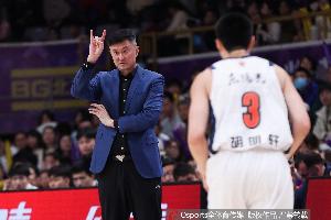 媒体人：广东赢得艰难还是因为防守太差 深圳外援速率快不好防