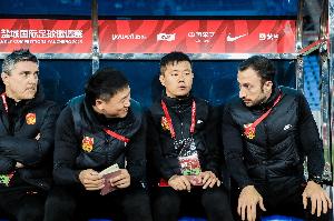 上观：“大脚尼奥”有什么寒碜？中国足球现阶段没资本空谈主义