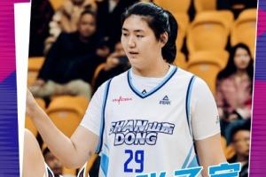 心・里程碑！全场19分10篮板 张子宇职业生涯首次砍下两双