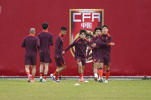 足球报：国足6月有机会与强队热身，FIFA意图打开中国市场