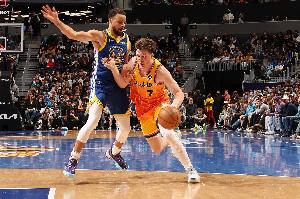 Windhorst：比起水花兄弟中的克莱 克尼佩尔更像库里