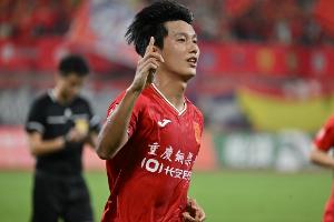 向余望恩师：他是我带过最自律的球员，从小就对自己有严格的要求