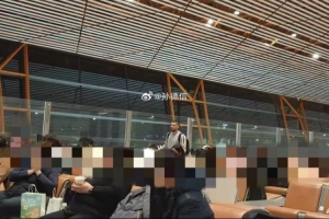 媒体人：斯坦丘已落地中国今晚将抵达大连，即将加盟大连英博