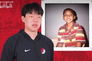 这小孩是谁？开拓者全队猜队友年幼照 杨瀚森秒认出乐福