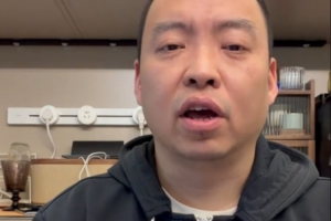 解说：希望瀚森新秀赛可以打得更自私一点 不需要一板一眼打