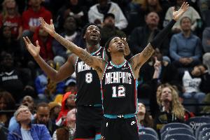 小贾伦·杰克逊因膝伤可能赛季报销！莫兰特转发祈祷：🙏🏾