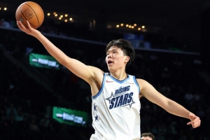 拓媒：在比赛水平远低于NBA的新秀赛 杨瀚森展示了高超的技术