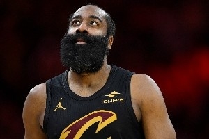 对比赛的改变比库里还大！哈登已无需证明自己 但仍渴望得到认可