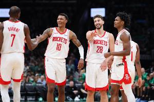 固定阵容！火箭VS爵士首发：阿门、伊森、杜兰特、小贾、申京