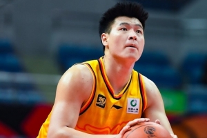 🏀潜力赛-马国栋17分3板1断1帽 马浩森13分2板2助 江苏战胜深圳