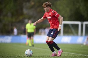 世体：巴萨有意奥萨苏纳前锋穆尼奥斯，但皇马有50%二转+回购条款